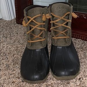 Sperry Boots green